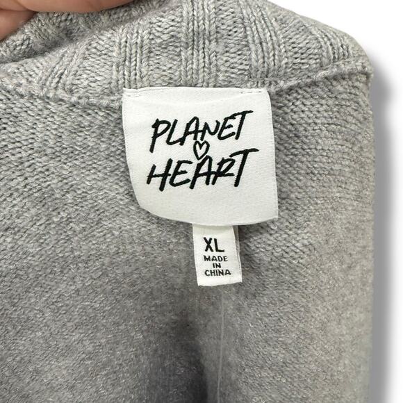 NEW Planet Heart Gray Fair Isle Sweater Size XL Gray White Winter Snow Nordic - Picture 9 of 10